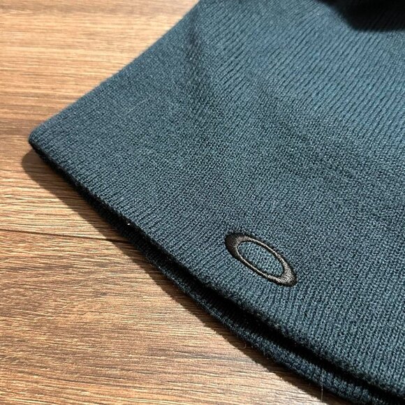 Turquoise Dark Oakley Beanie – Vintage Gorpcore - Picture 5 of 5